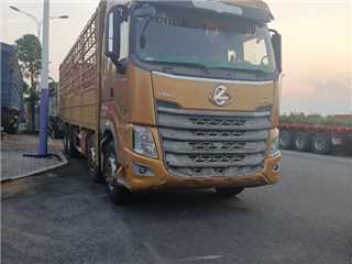 玉林二手东风柳汽 乘龙 乘龙H7前四后八高栏货车