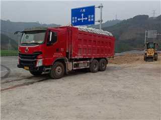 东风柳汽 乘龙 后八轮