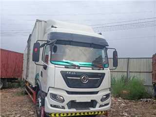 襄阳二手东风商用车 天锦 9米8大单桥厢式货车